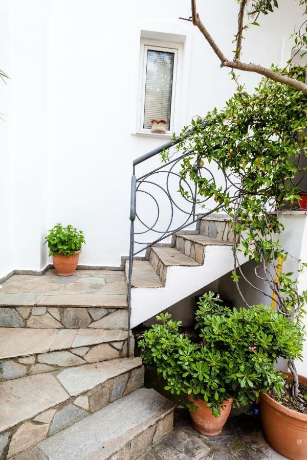 Casa Bianca Μεζονέτα Με Θέα Στη Θάλασσα Apartment Neos Marmaras Bagian luar foto